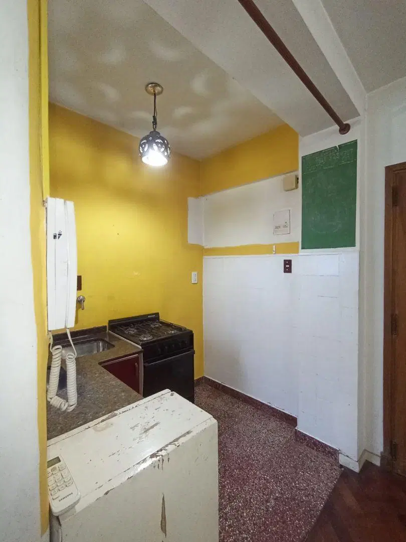 2 ambientes segundo piso por escalera en venta 2