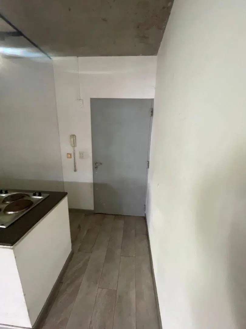 Espectacular Loft 2 Ambientes con Balcón Corrido  Excelente Luminosidad 3