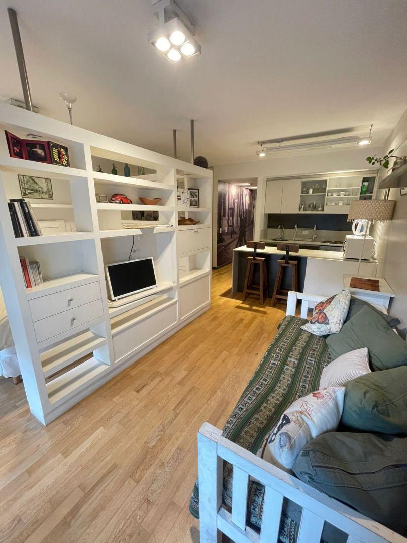 Foto de Monoambiente Amoblado con Balcón - 42 m² - Palermo, imagen 4