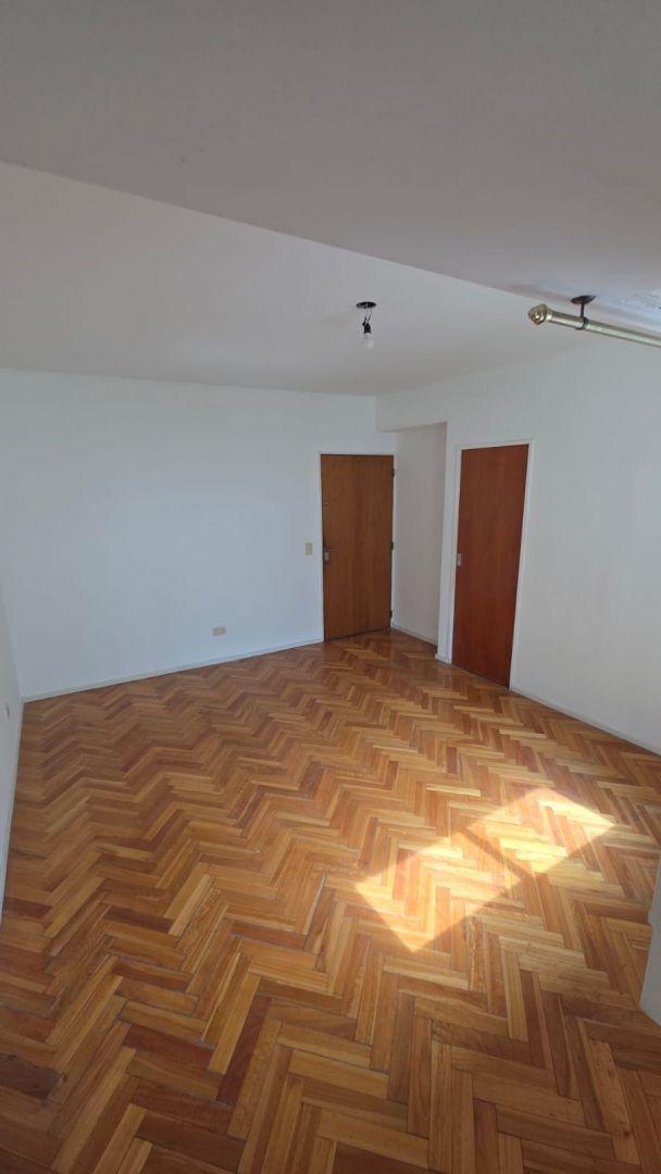 Foto de Departamento 3 ambientes. | Delgado al 500, imagen 2