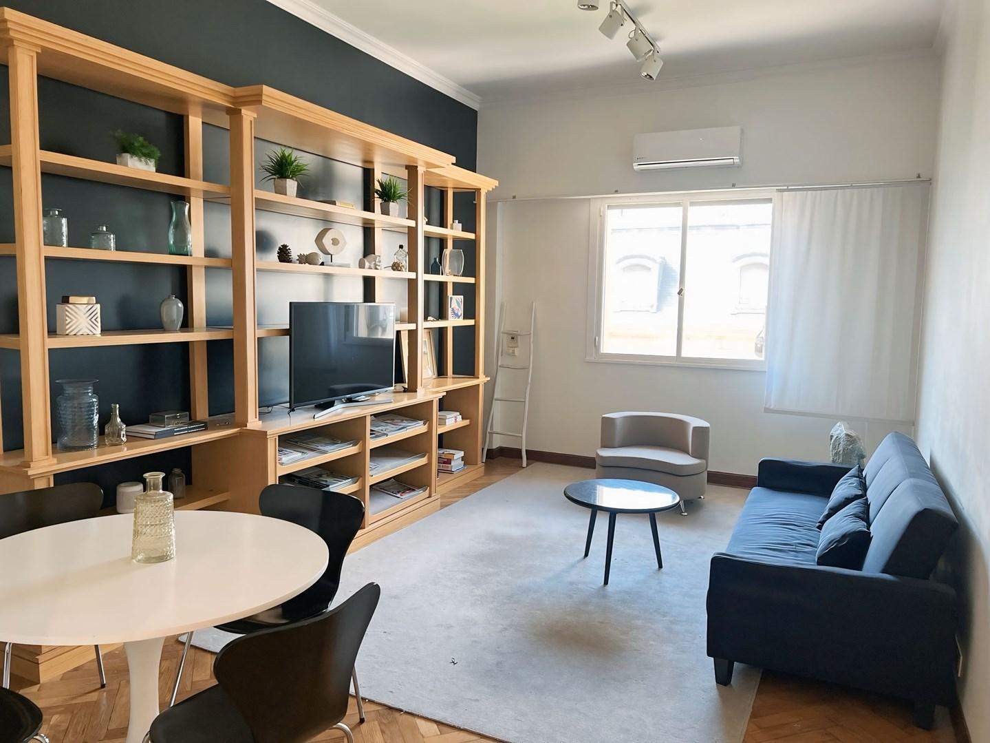 2 Amb Amoblado en Recoleta | Av. Alvear | Muy Luminoso | Apto Profesional