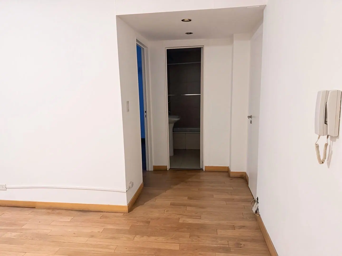 Depatamento APTO PROFESIONAL, Estudio, Oficina en RECOLETA 5