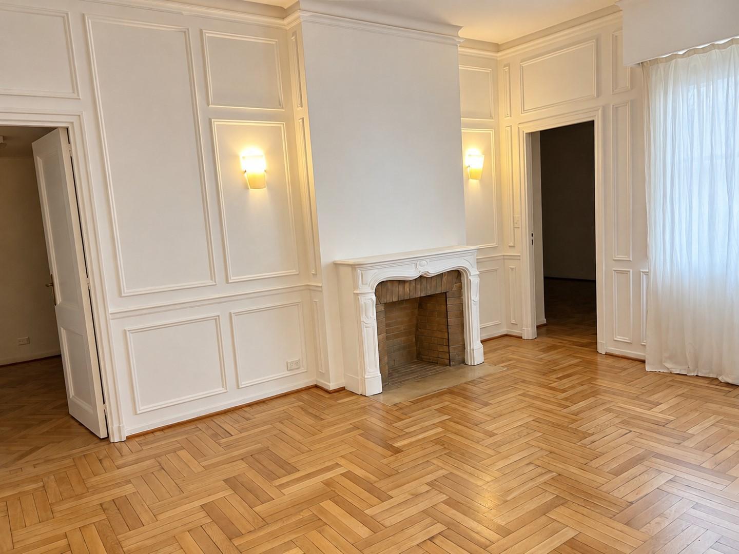 Foto de ALQUILER | DEPARTAMENTO 4 AMBIENTES CON DEPENDENCIA Y COCHERA | AVENIDA, imagen 3