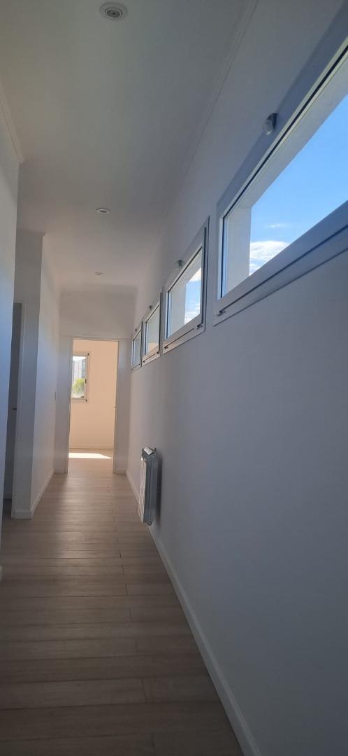 Casa en Dos Plantas a Estrenar con Pileta en Araucarias Puer 4