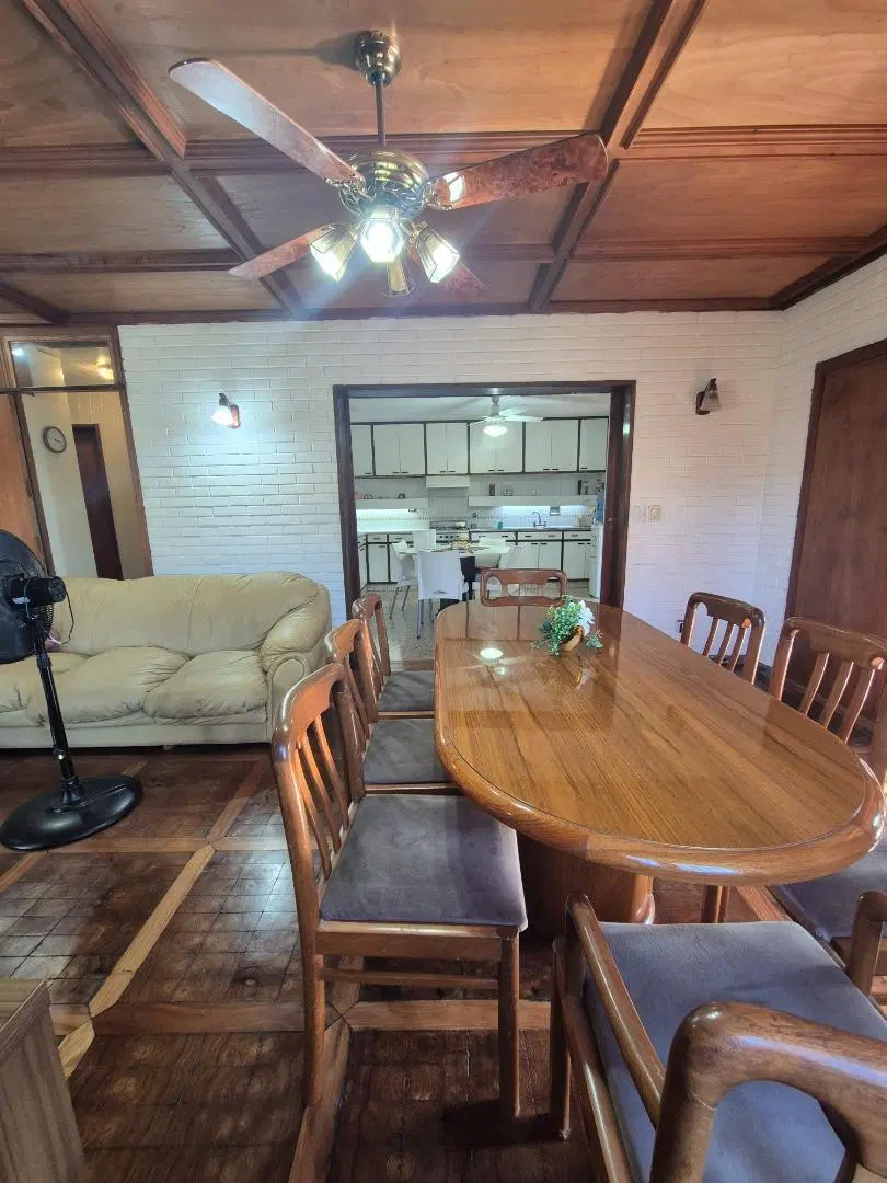 2 casas en centro de Maschwitz con pileta 1
