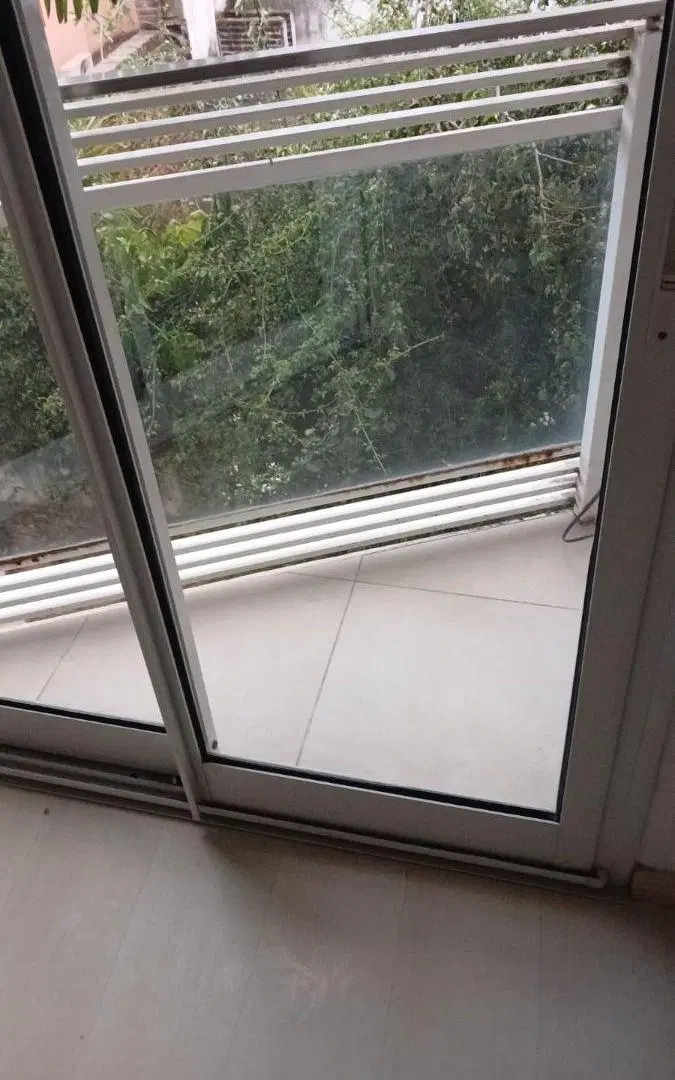 Excelente departamento de pasillo. Un dormitorio 4