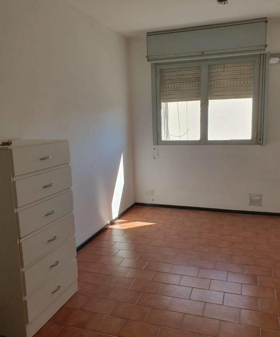 Foto de Departamento de 32 m² con 1 dormitorio en alquiler en Centro. Muy, imagen 3