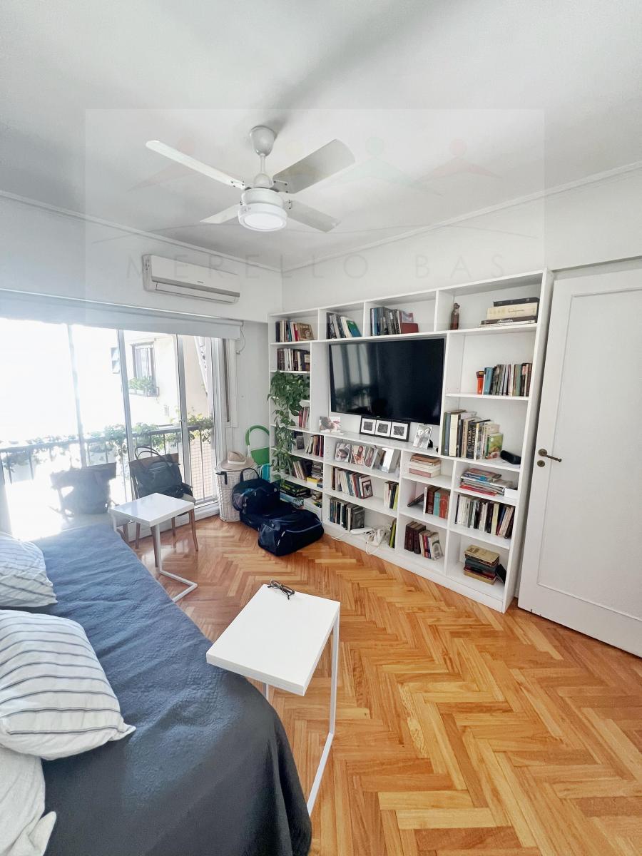 Piso Impecable Refaccionado con Cochera y Baulera en Exclusiva Zona de Recoleta 3