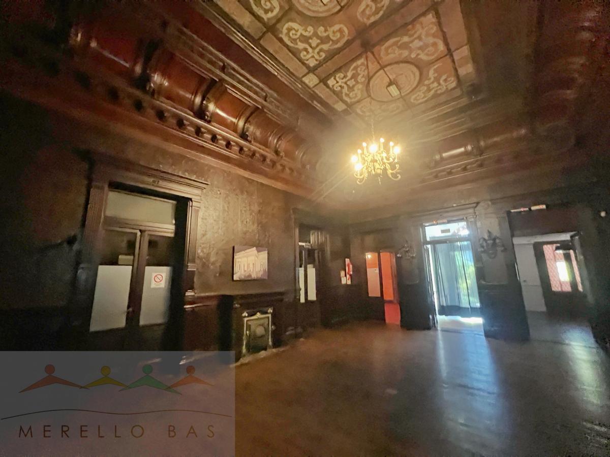 Local Comercial/oficinas en Casona Patrimonio Histórico en Excelente Ubicación 5