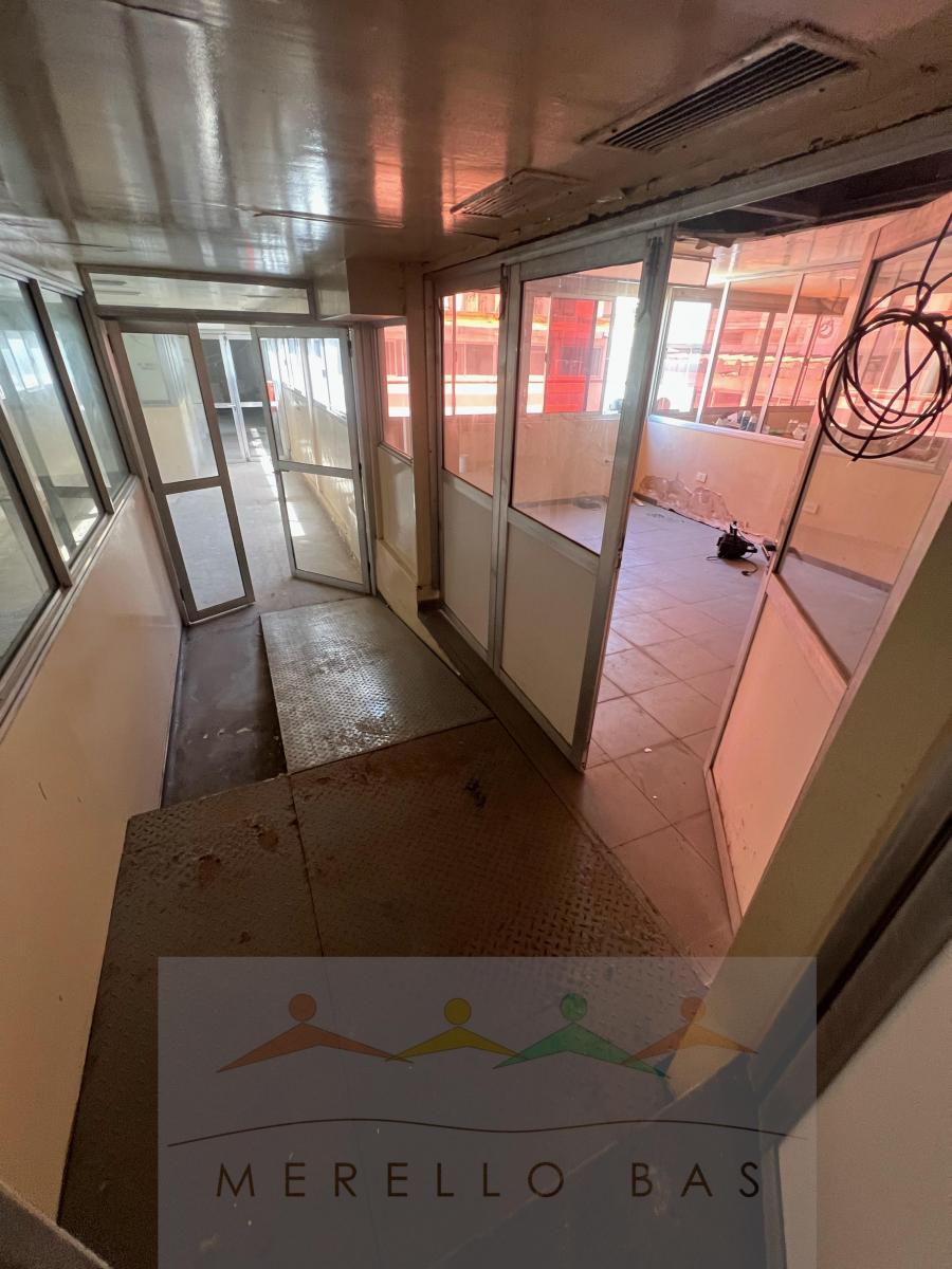 Local Comercial/oficinas en Casona Patrimonio Histórico en Excelente Ubicación 4