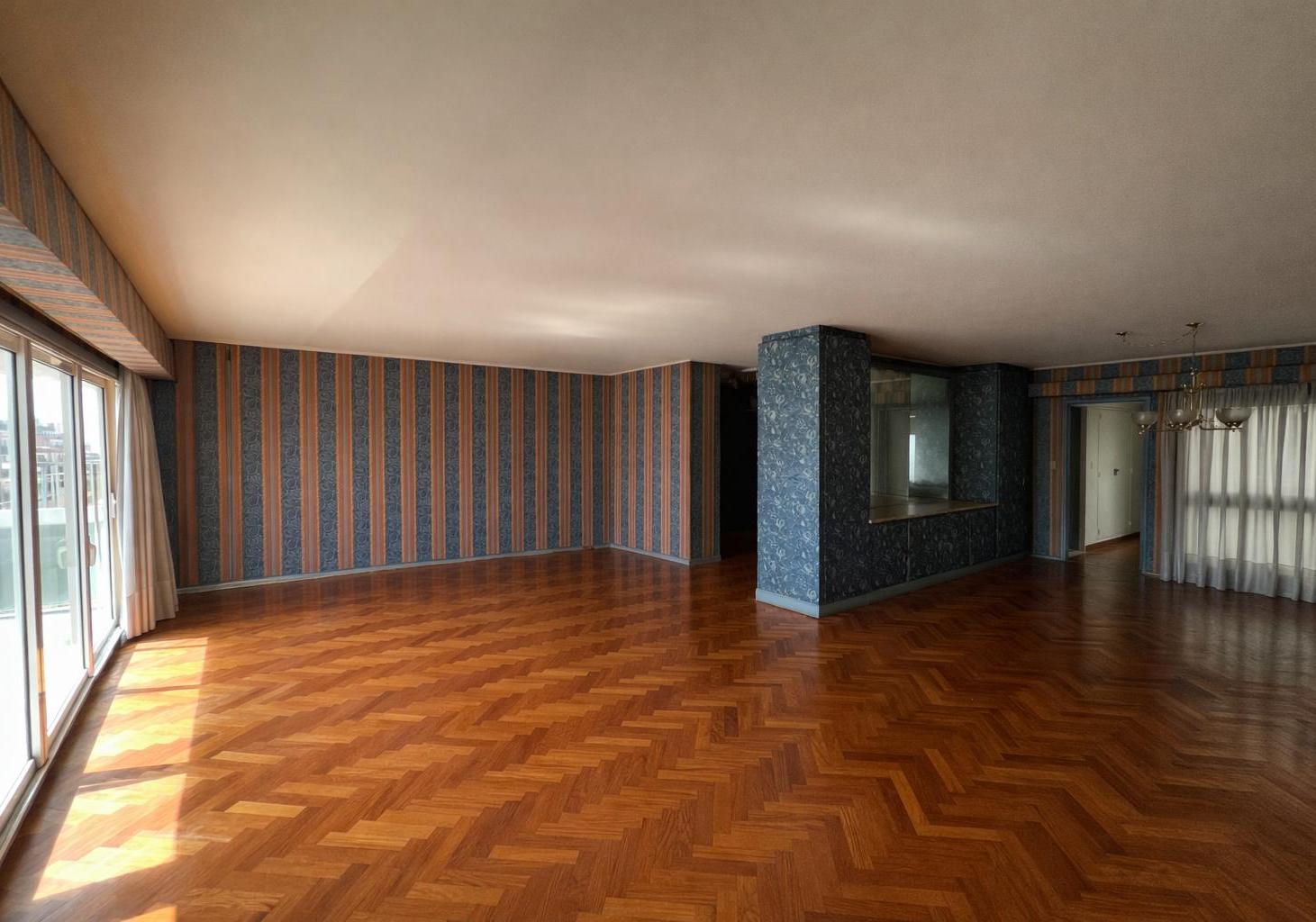 Foto de RETASADO! En la Isla, en edificio de categoría, semipiso alto muy, imagen 4