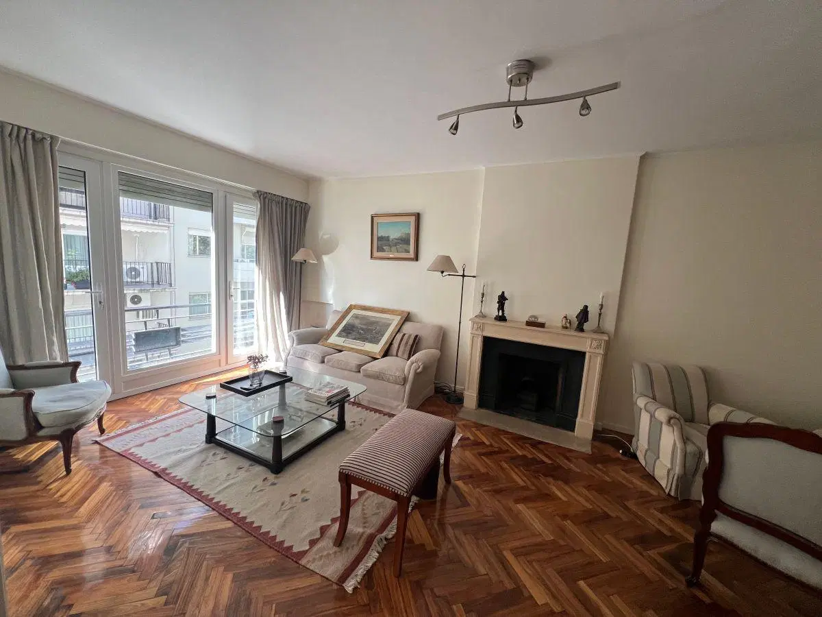 Semipiso de Categoría en Retiro – Luminoso y con Seguridad 24 hs 5