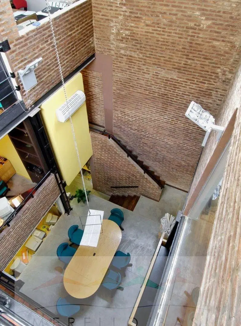 Premium: Edificio Corporativo/estudio/oficinas Premium con 2 Cocheras, Jardín Muy Luminoso! 5