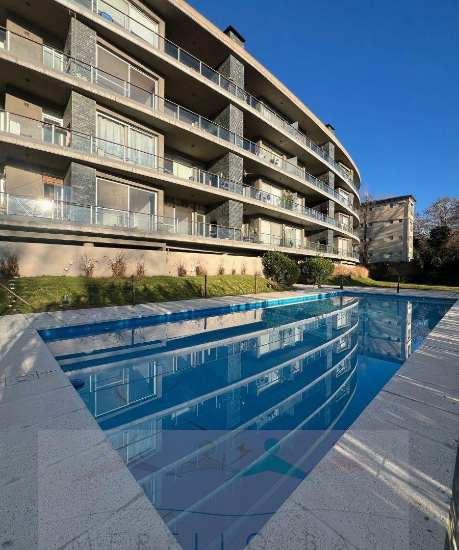 Foto de En edificio con amenities, 2 ambientes impecable con terraza, parrilla, imagen 2