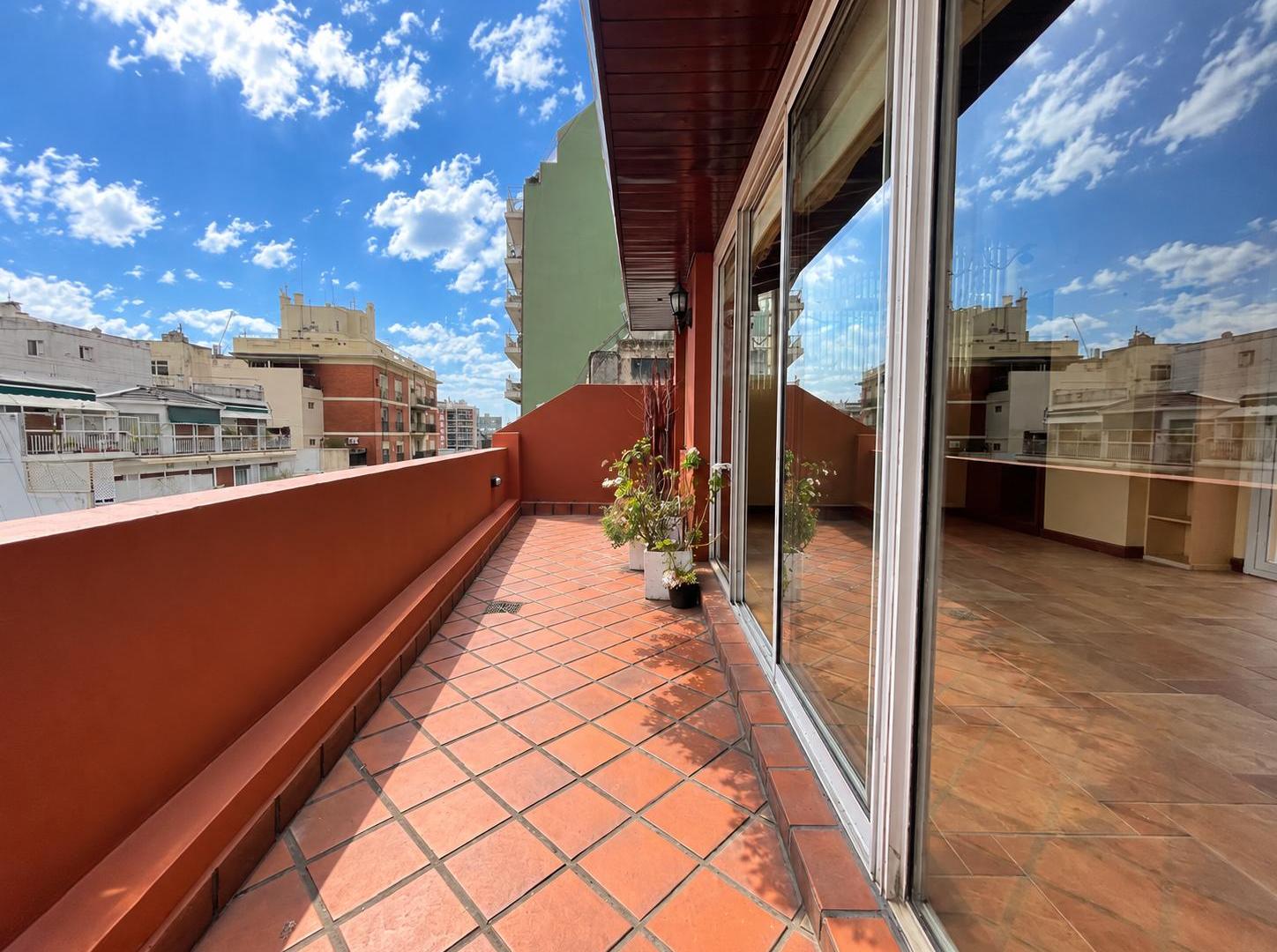Foto de Vista Abierta, Terrazas, Jacuzzi, Parrilla y Cochera en Excelente, imagen 3