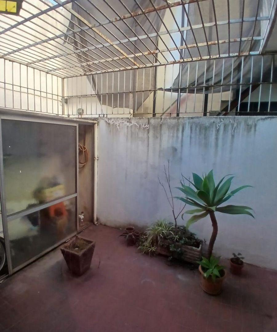 Foto de PH en Alquiler de 55 m2 construidos con 1 dormitorio y dos patios, en Villa Santa Rita, imagen 3