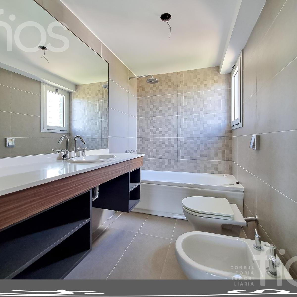 Venta Departamento de Dos Dorm. con Balcon, Cochera y Amenities en Puerto Norte 5