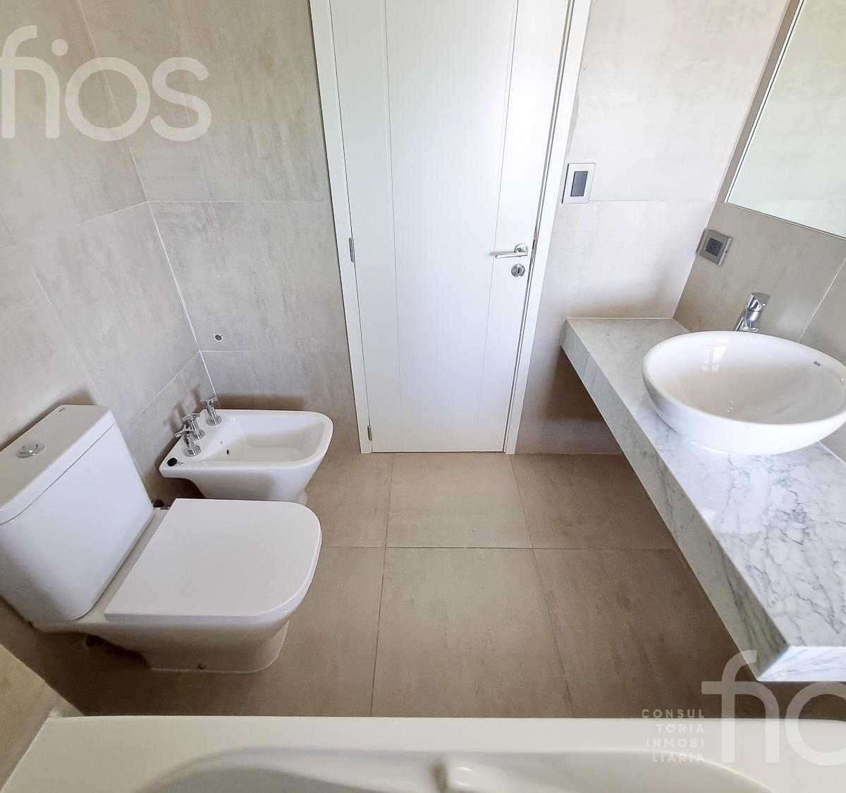 Venta Departamento de 2 Dorm. con Vista Al Rio Amenities a Estrenar en Pichincha 1