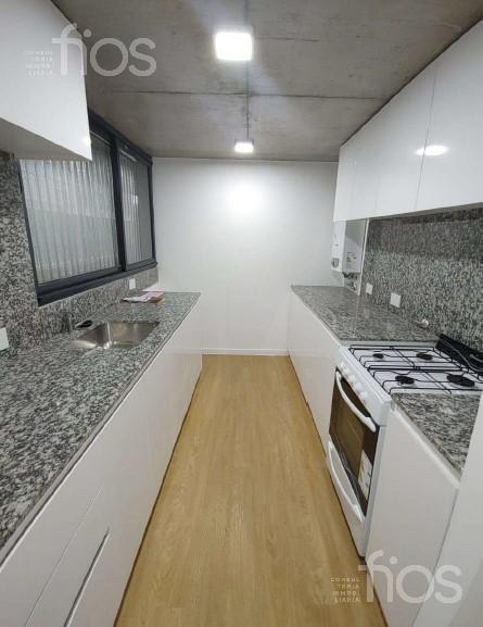 Venta Departamento de un Dormitorio con Balcon y Amenities en Refineria 1