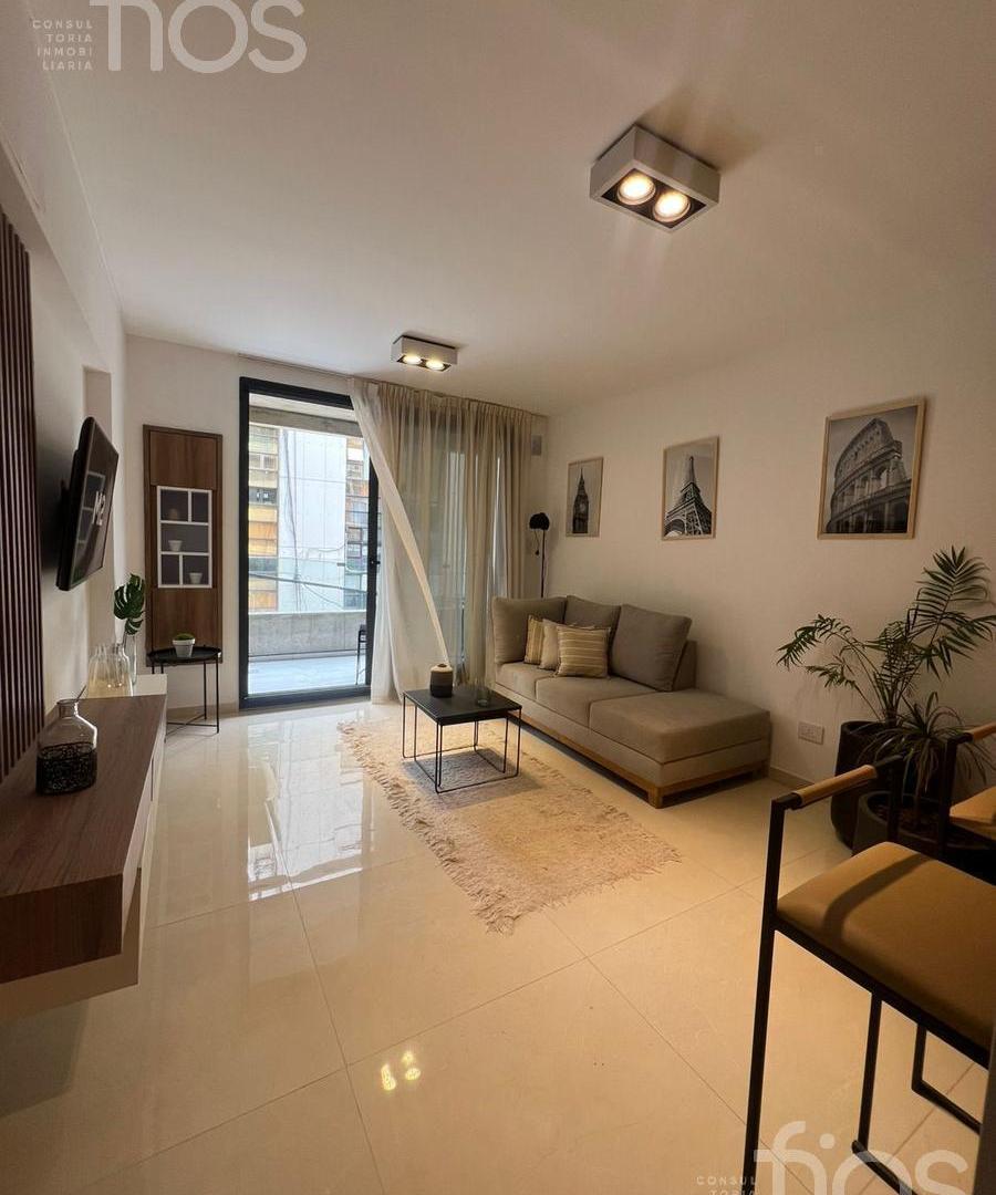 VENTA DEPARTAMENTO DOS DORMITORIOS CON PATIO Y PILETA CENTRO