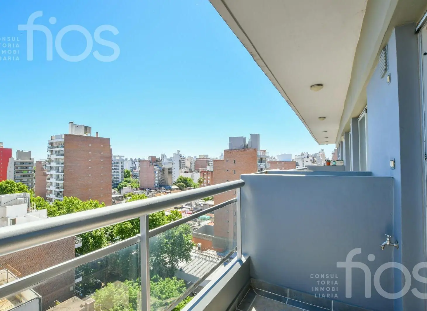 VENTA DEPARTAMENTO MONOAMBIENTE CON BALCON EN LOURDES 4