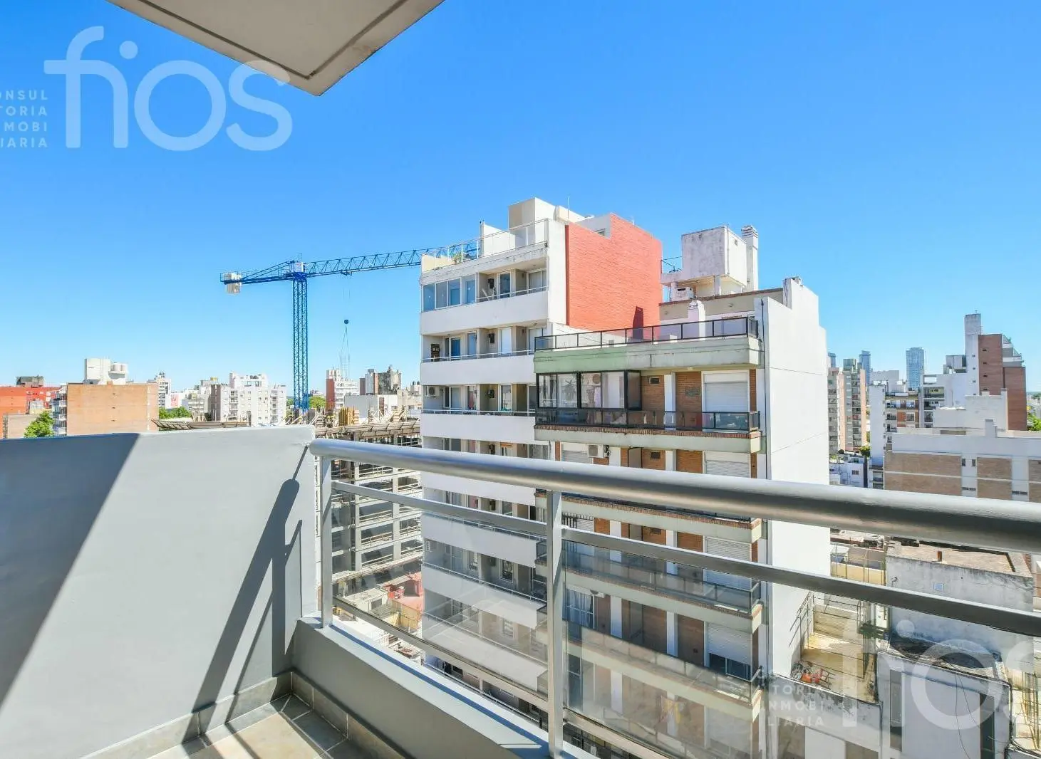 VENTA DEPARTAMENTO MONOAMBIENTE CON BALCON EN LOURDES 3
