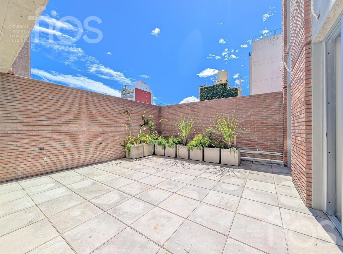 VENTA DEPARTAMENTO  A ESTRENAR DE DOS DORMITORIOS CON PATIO EN PICHINCHA