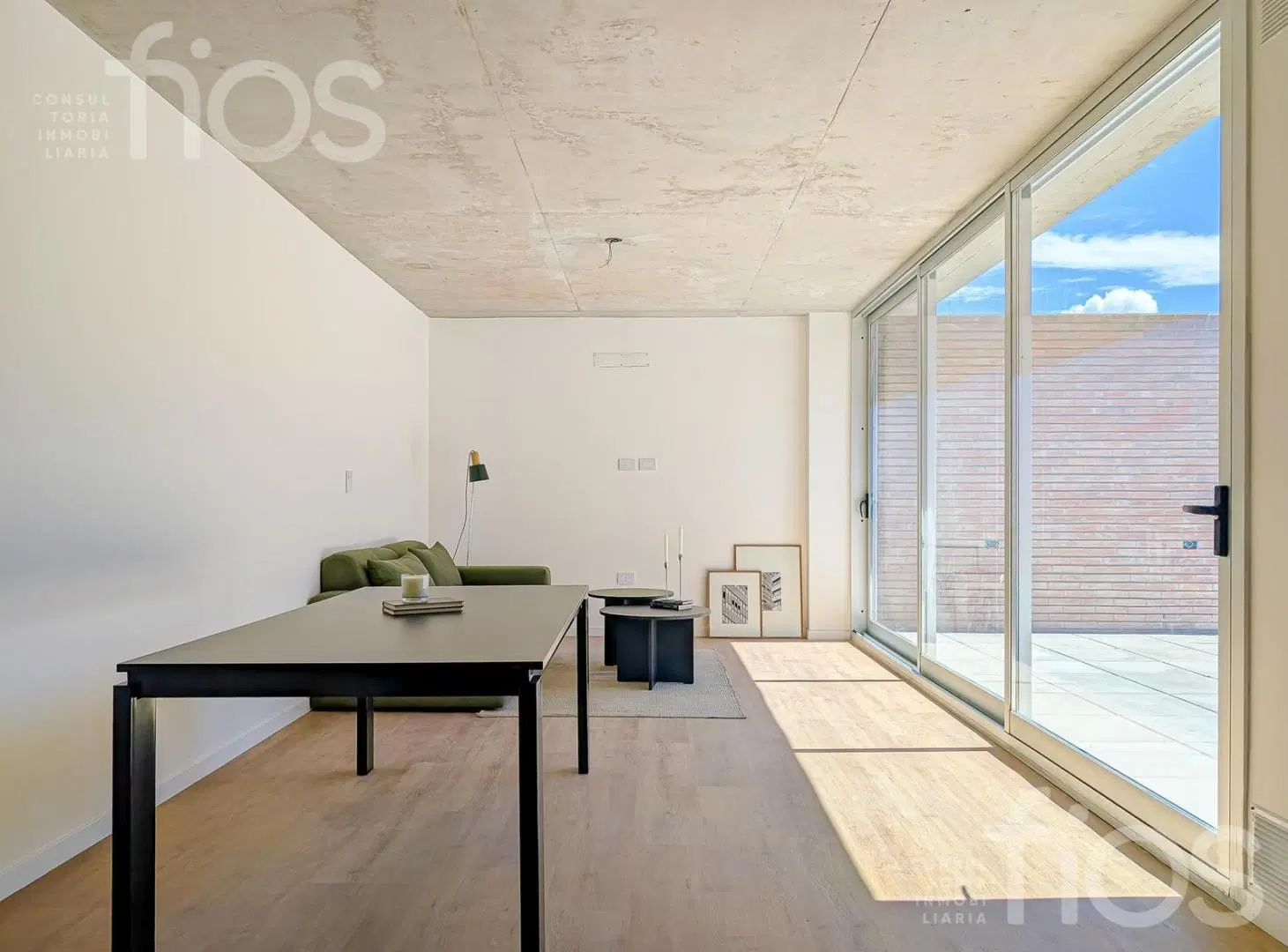 VENTA DEPARTAMENTO  A ESTRENAR DE DOS DORMITORIOS CON PATIO EN PICHINCHA 2