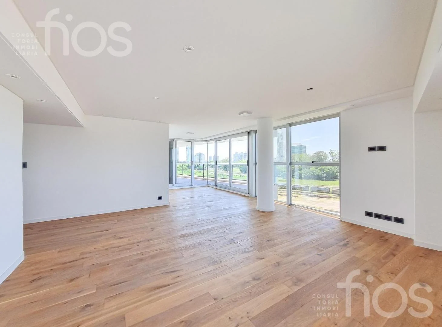 SEMIPISO DE 3 AMBIENTES CON BALCON Y AMENITIES EN PICHINCHA