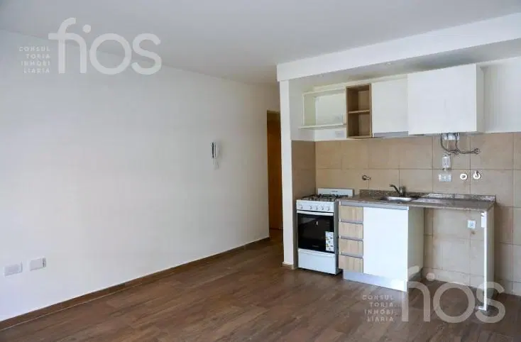 VENTA DEPARTAMENTO EN CONSTRUCCION DE UN DORMITORIO CON BALCON EN ZONA CENTRO 4