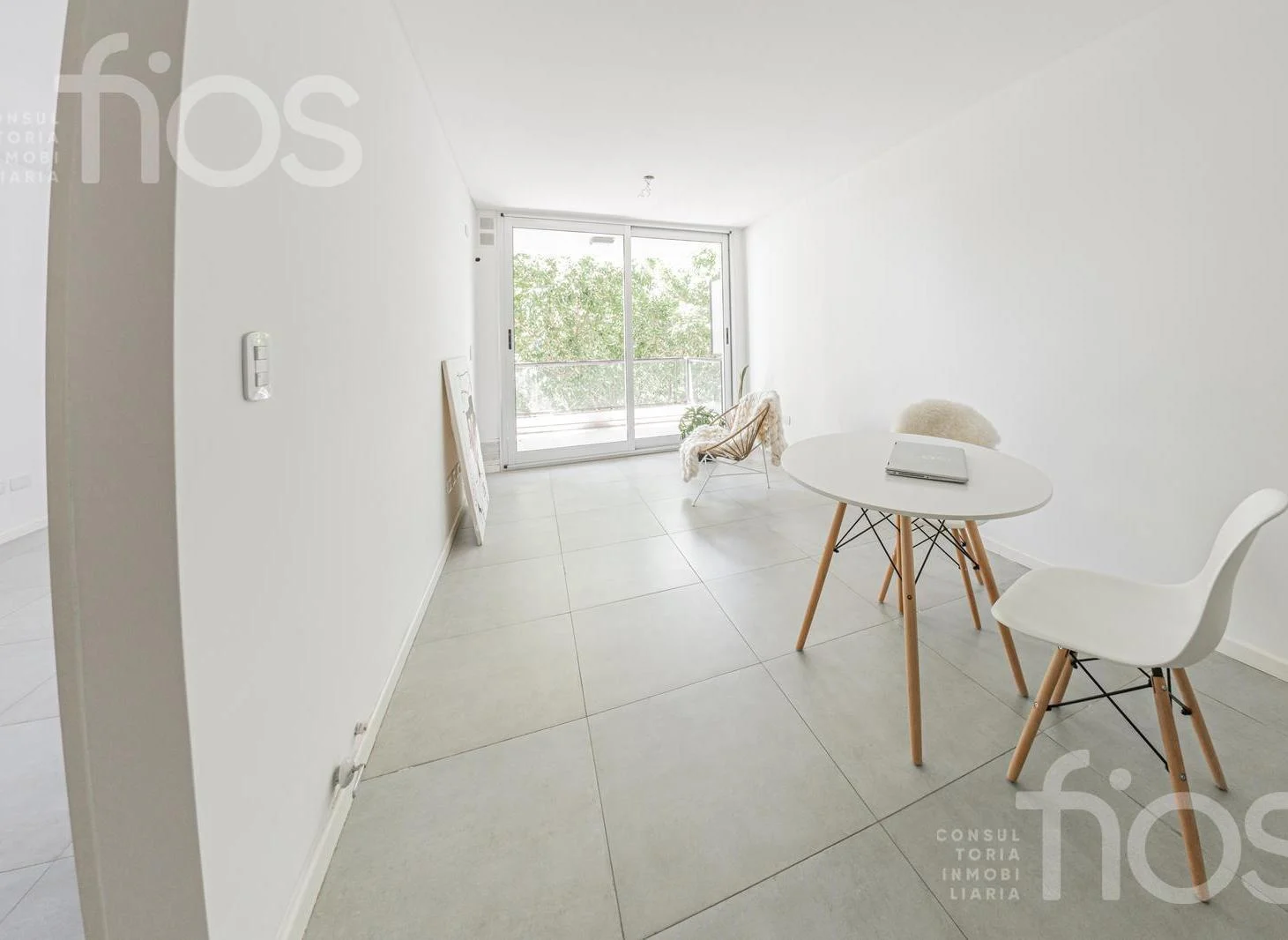 VENTA DEPARTAMENTO A ESTRENAR DE UN DORMITORIO CON BALCÓN Y AMENITIES EN ABASTO