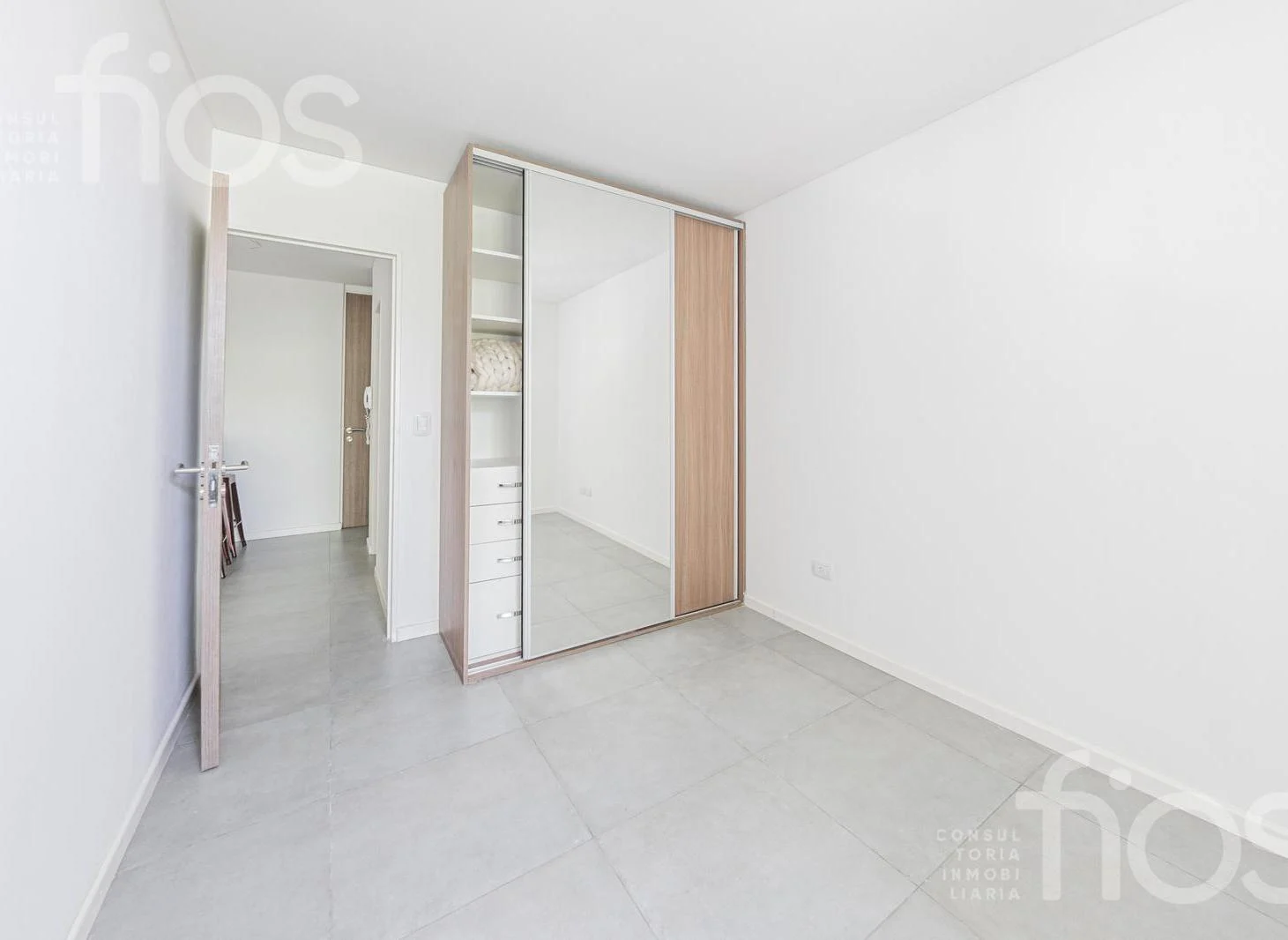 VENTA DEPARTAMENTO A ESTRENAR DE UN DORMITORIO CON BALCÓN Y AMENITIES EN ABASTO