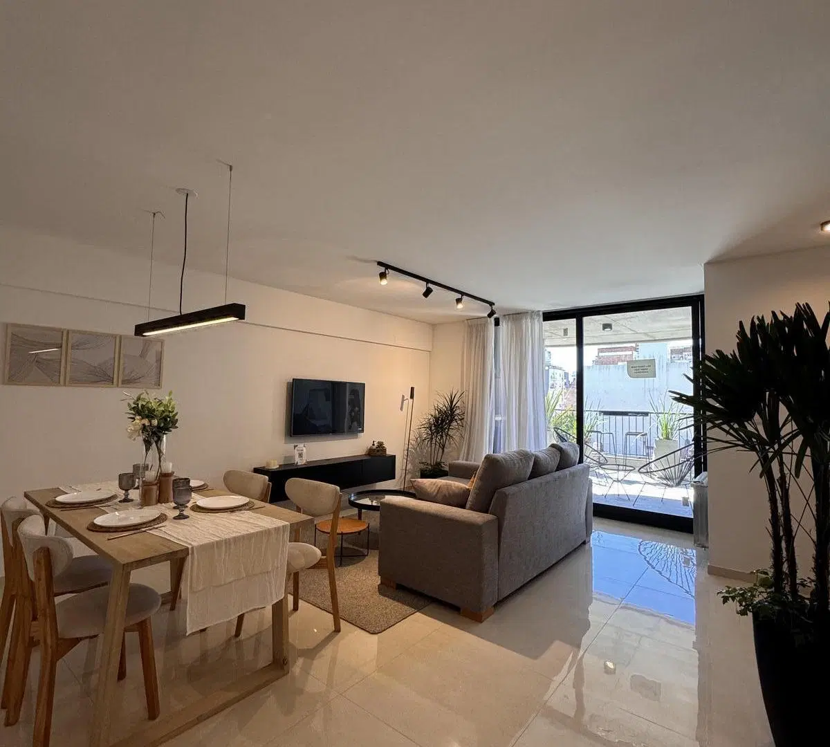 VENTA DEPARTAMENTO EN CONSTRUCCION DE DOS DORMITORIOS CON PATIO EXCLUSIVO CON PILETA EN ZONA CENTRO 3