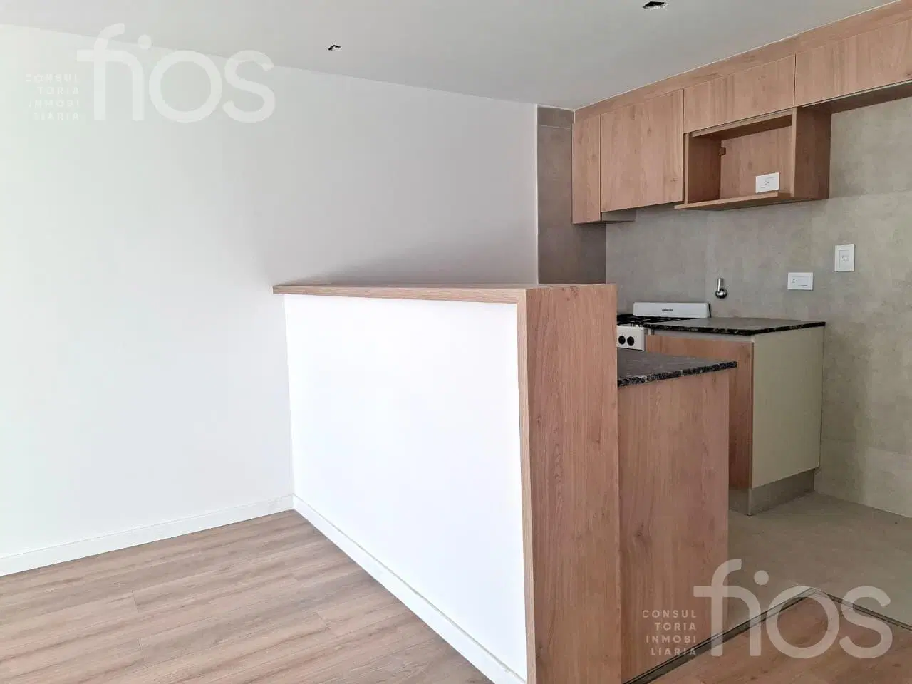 VENTA LOFT A ESTRENAR CON BALCON Y AMENITIES EN ABASTO 5
