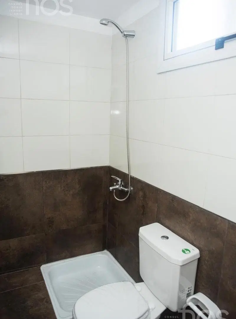 VENTA DEPARTAMENTO DE UN DORMITORIO CON BALCON EN REPUBLICA DE LA SEXTA 8