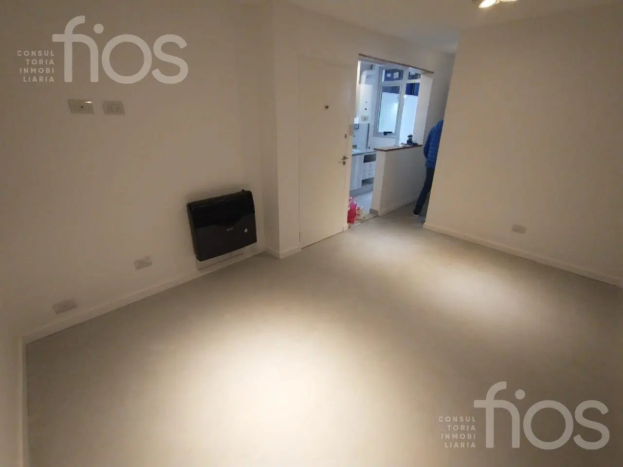 VENTA DEPARTAMENTO DE PASILLO RECICLADO DE UN DORMITORIO CON PATIO EN BARRIO MARTIN 3