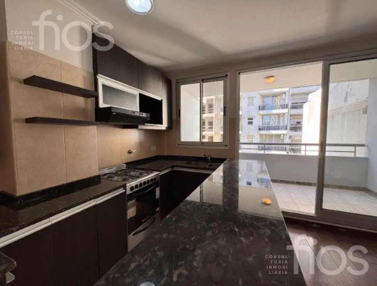 VENTA DEPARTAMENTO SEMIPISO DE UN DORMITORIO CON  DOBLE BALCON Y AMENITIES EN ZONA RIO 4