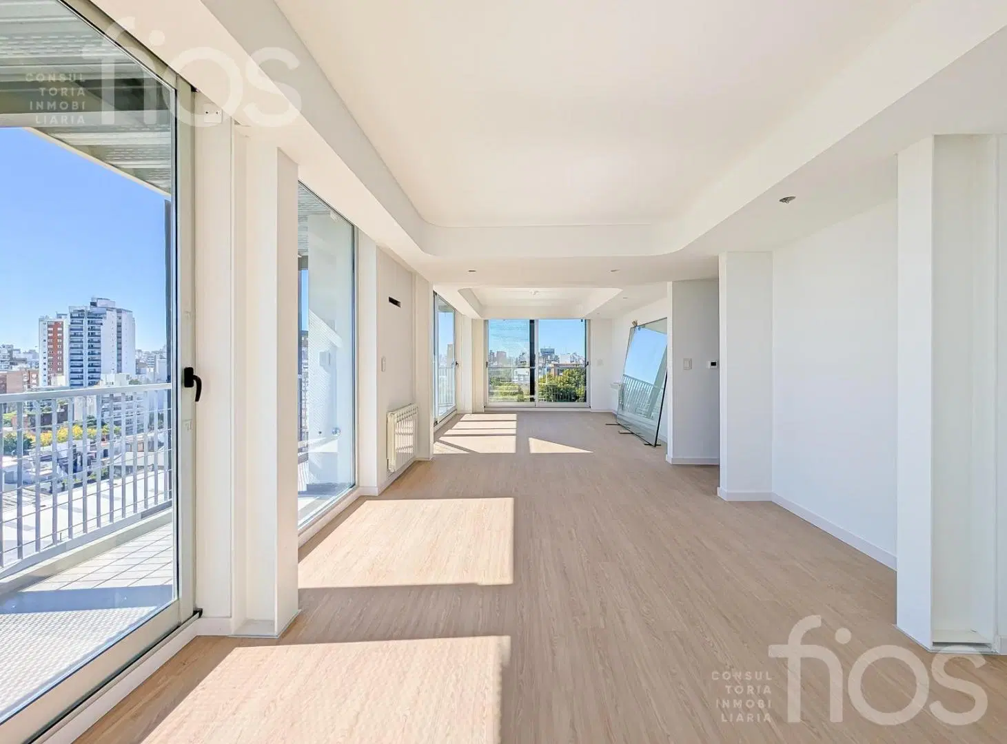 VENTA DEPARTAMENTO PREMIUM A ESTRENAR  TRES DORMITORIOS CON BALCON Y AMENITIES EN LOURDES 3