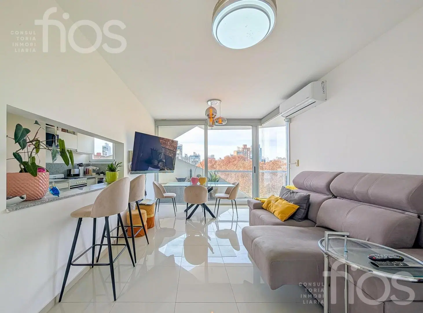 VENTA DEPARTAMENTO SEMIPISO DE DOS DORMITORIOS CON BALCON - OPCIONAL COCHERA - EN PICHINCHA 5