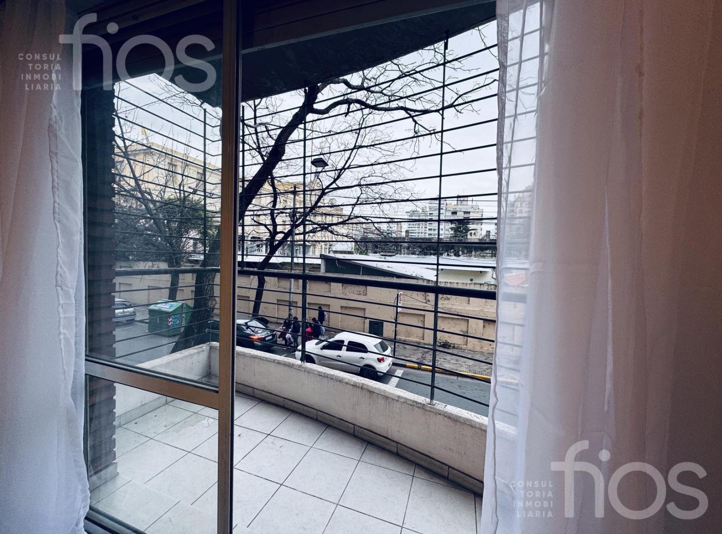 Foto de VENTA DEPARTAMENTO DE UN DORMITORIO CON BALCON EN ZONA CENTRO, imagen 3