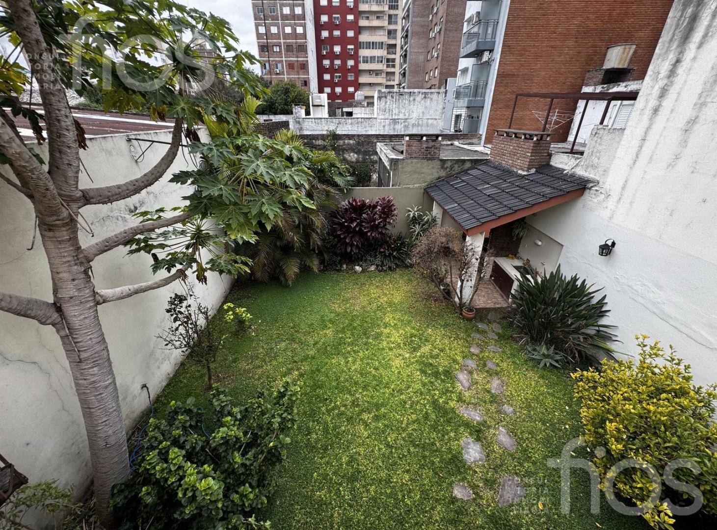 Foto de VENTA CASA – IDEAL PARA DESARROLLADORA O PROYECTO INMOBILIARIO EN ABASTO, imagen 4