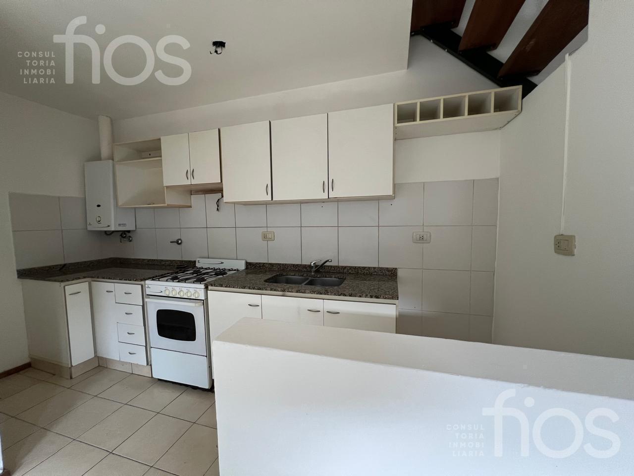 Foto de VENTA DÚPLEX INTERNO DE DOS DORMITORIOS EN BARRIO ECHESORTU, imagen 2