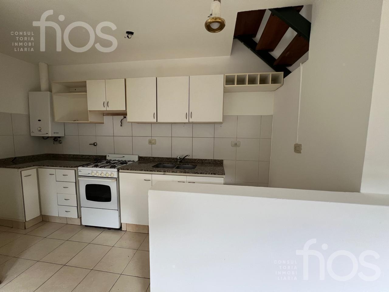 Foto de VENTA DÚPLEX INTERNO DE DOS DORMITORIOS EN BARRIO ECHESORTU, imagen 4