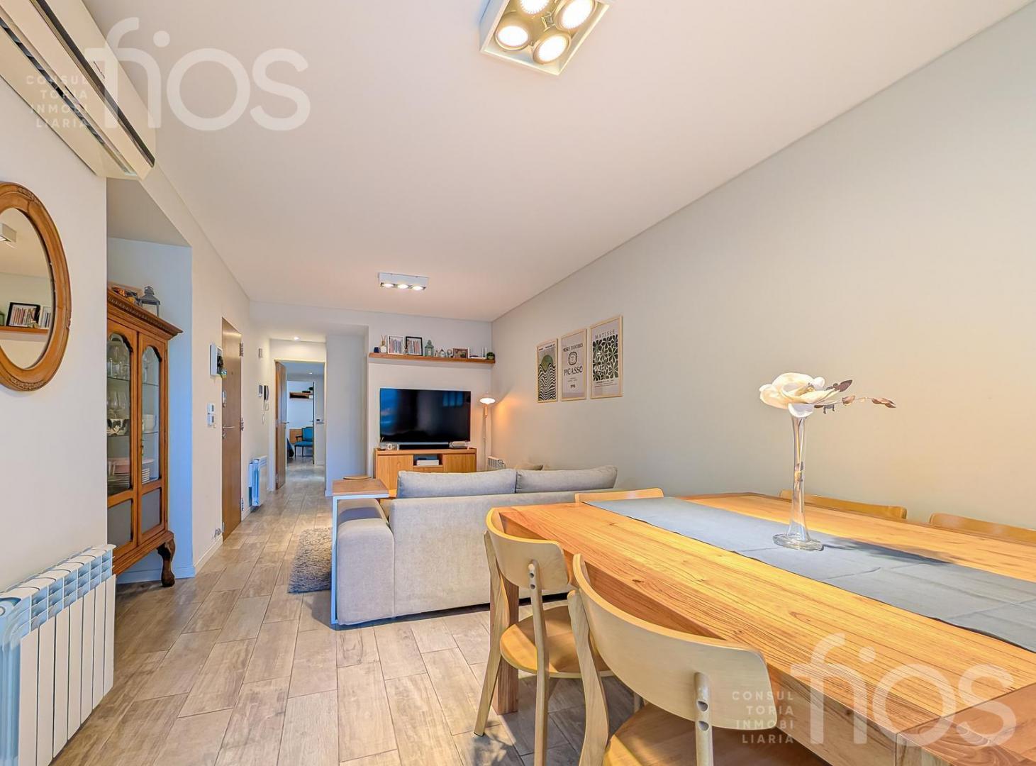 Foto de VENTA DEPARTAMENTO 2 DORMITORIOS CON COCHERA EN BARRIO MARTÍN, imagen 3