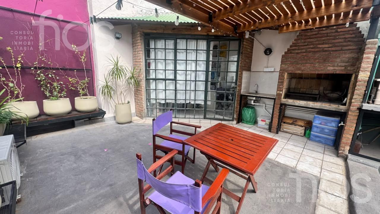 Foto de VENTA PH DÚPLEX RECICLADO DE 1 DORMITORIO Y ESCRITORIO CON TERRAZA, imagen 4