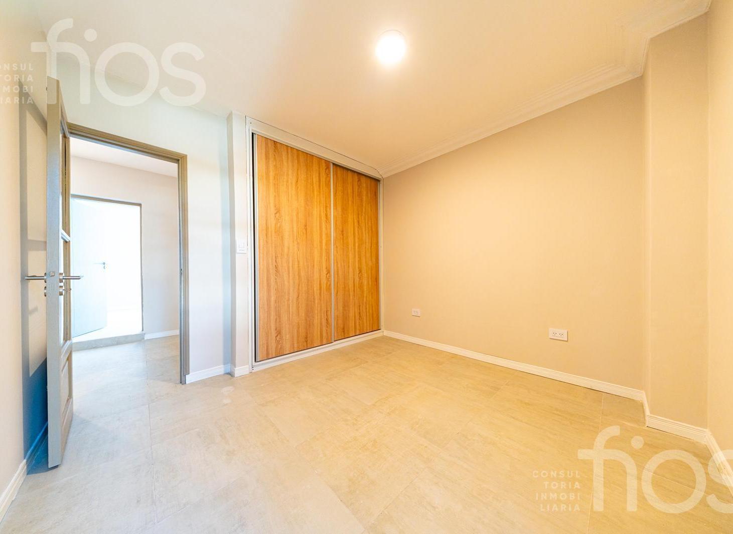 Foto de VENTA DEPARTAMENTO DUPLEX RECICLADO CON 3 DORMITORIOS Y TERRAZA, imagen 3