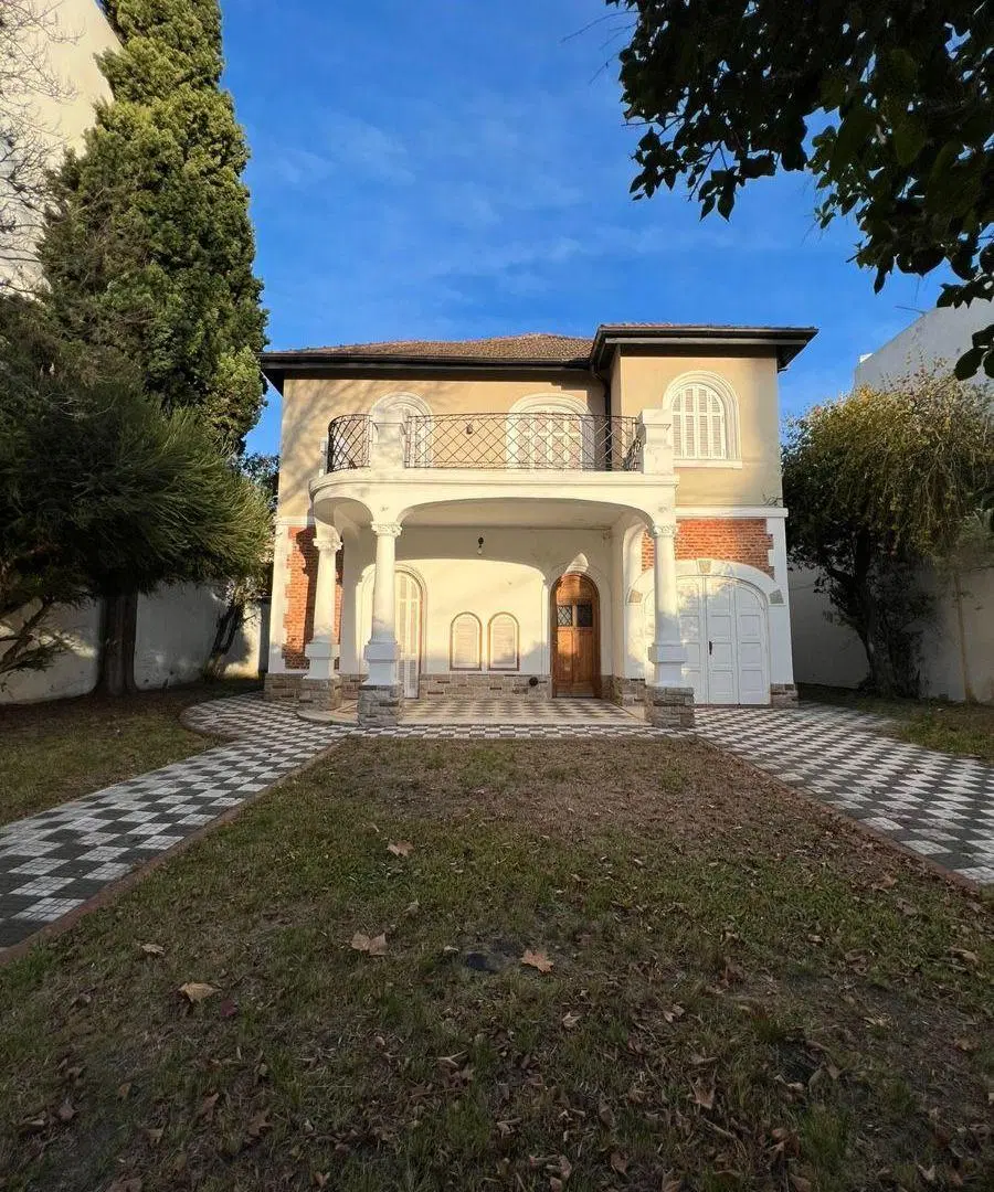 VENTA CASA 7 AMB EN VILLA URQUIZA 2