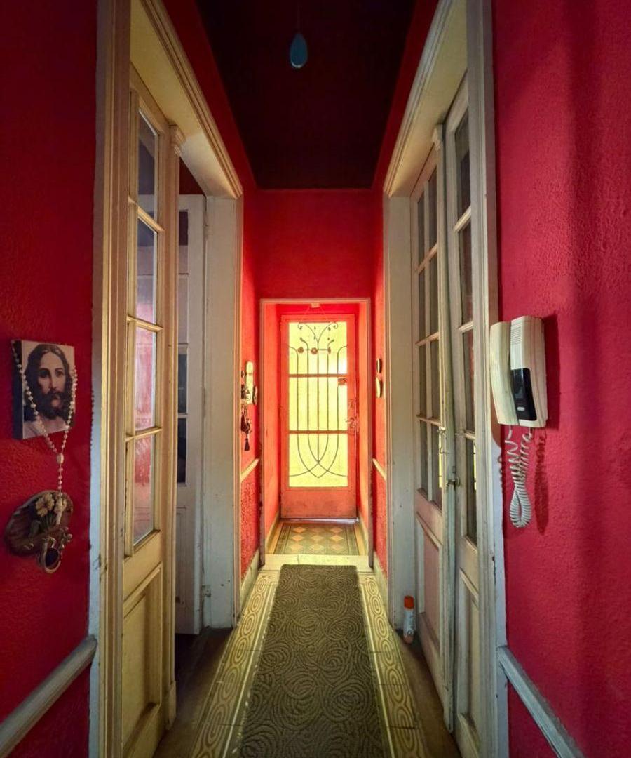 Foto de VENTA CASA 6 AMB EN VILLA DEL PARQUE, imagen 3