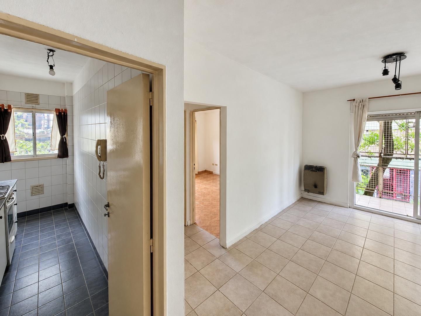 Foto de VENTA SAN CRISTOBAL 2 AMBIENTES BALCON APTO CREDITO, imagen 1