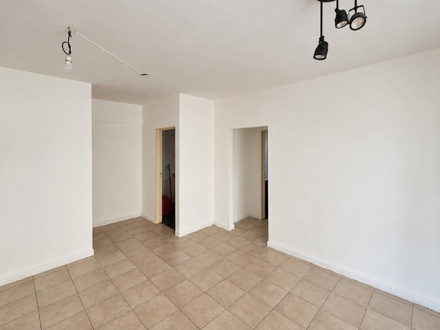 Foto de VENTA SAN CRISTOBAL 2 AMBIENTES BALCON APTO CREDITO, imagen 4